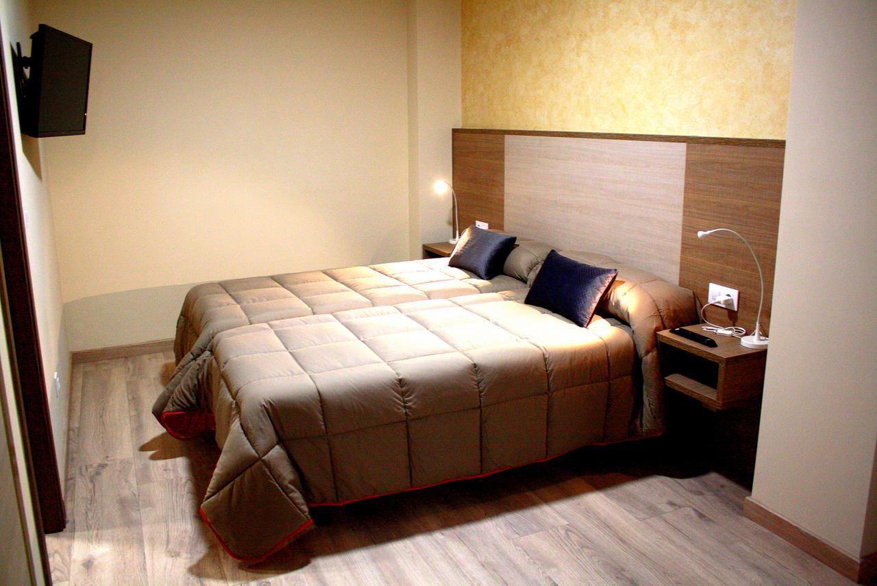 Hostal Oregar Ξενοδοχείο Σαντιάγο ντε Κομποστέλα Εξωτερικό φωτογραφία