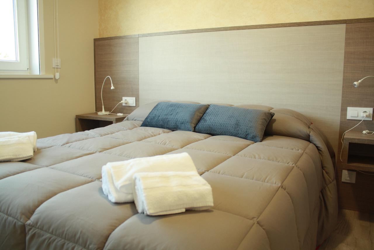 Hostal Oregar Ξενοδοχείο Σαντιάγο ντε Κομποστέλα Εξωτερικό φωτογραφία