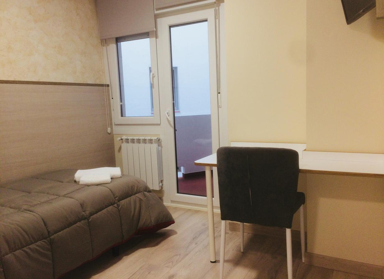 Hostal Oregar Ξενοδοχείο Σαντιάγο ντε Κομποστέλα Εξωτερικό φωτογραφία