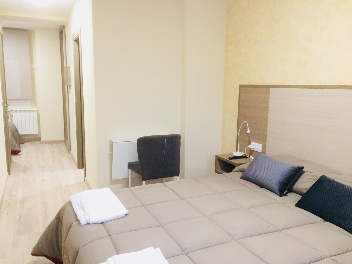 Hostal Oregar Ξενοδοχείο Σαντιάγο ντε Κομποστέλα Εξωτερικό φωτογραφία
