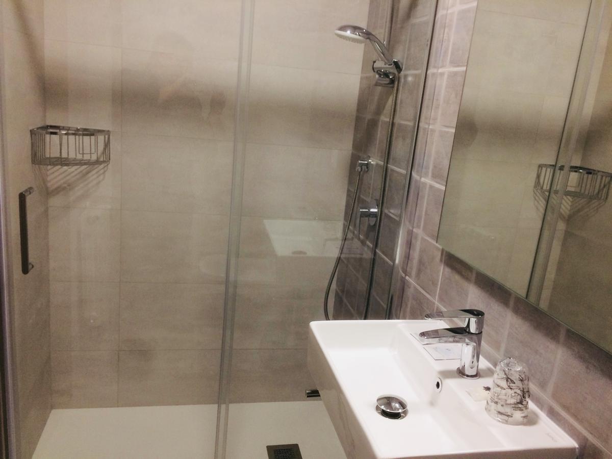 Hostal Oregar Ξενοδοχείο Σαντιάγο ντε Κομποστέλα Εξωτερικό φωτογραφία