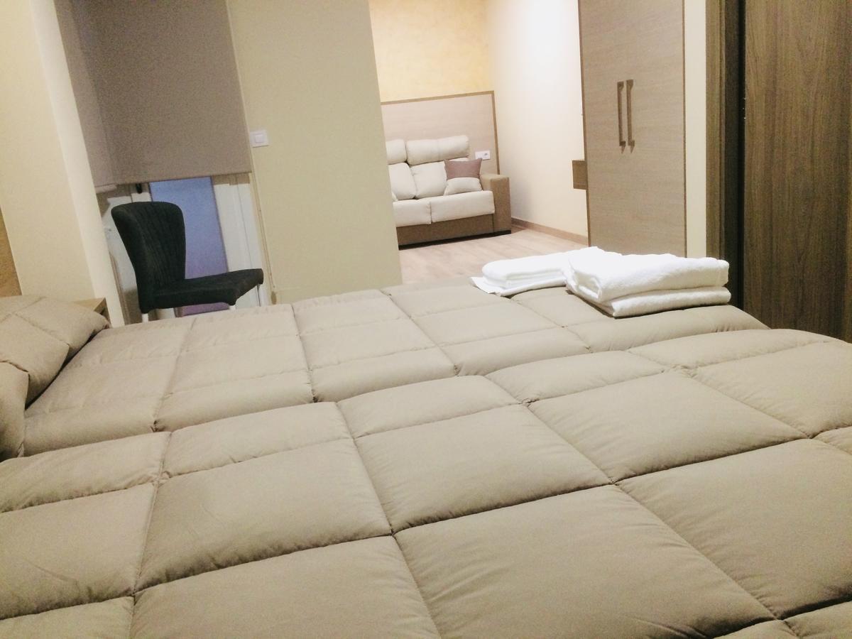 Hostal Oregar Ξενοδοχείο Σαντιάγο ντε Κομποστέλα Εξωτερικό φωτογραφία